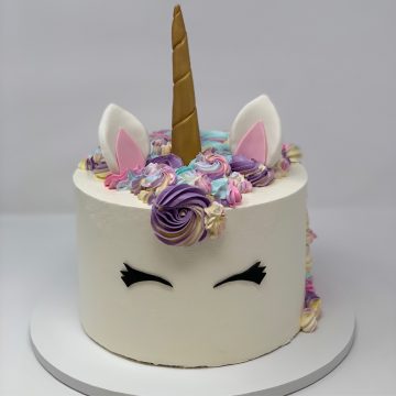 Custom Cakes Decoration