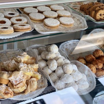 Mama’s Discount Assorted Cookies